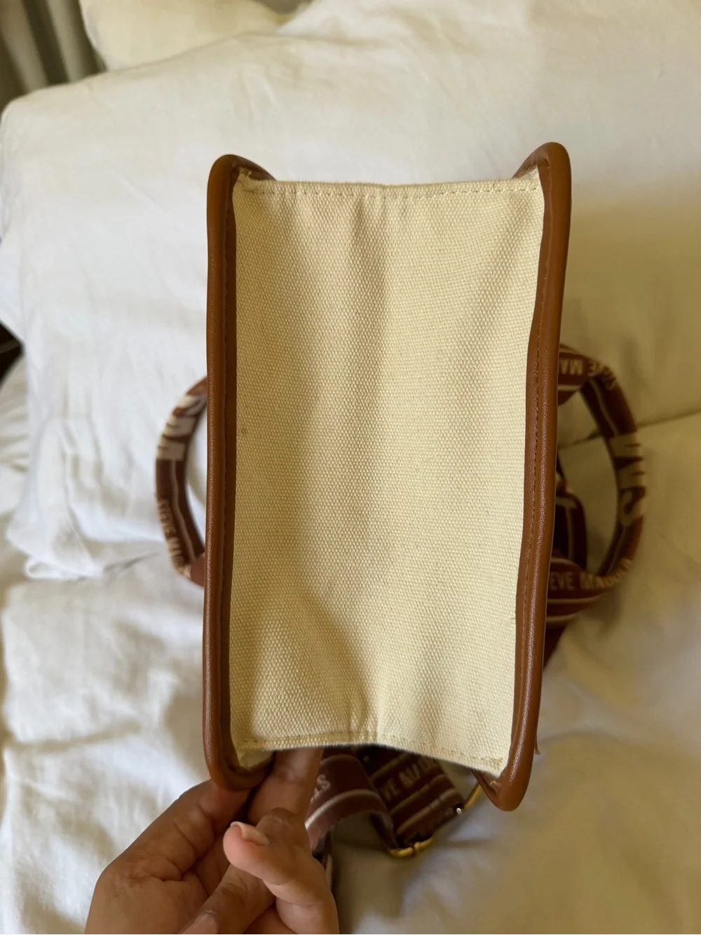 Steve Madden Cream & Brown Canvas Shoulder Bag - Picture 8 of 9